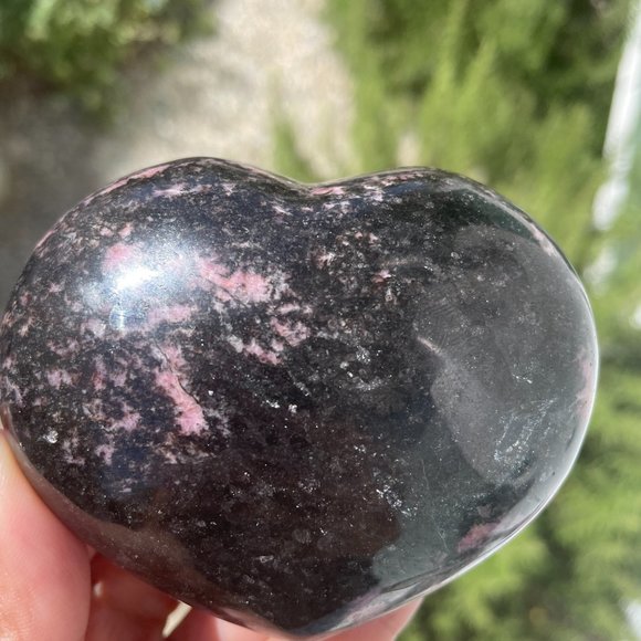 Rhodonite Crystal Heart - Picture 4 of 5